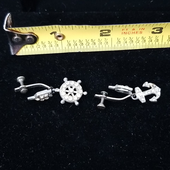 💎VINTAGE RHINESTONE DROP EARRINGS - Picture 4 of 5